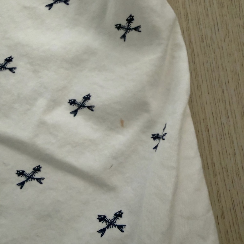 Vineyard Vines Kids' Cream Shirt with Navy Pattern - Picture 4 of 6